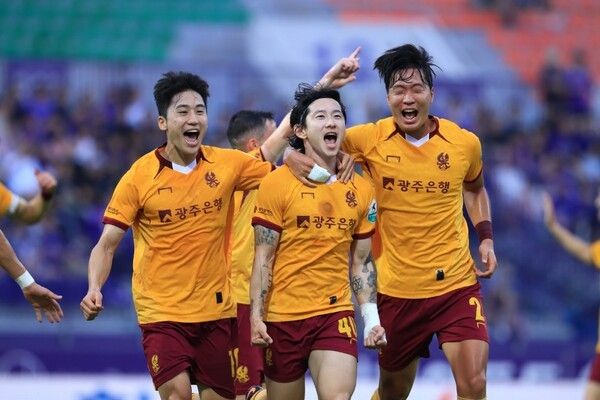 Gwangju-Trainer Lee Jung-hyo: Wir haben noch sechs Spiele vor uns und hoffen, den Abstiegskampf mit aller Kraft bestreiten zu können