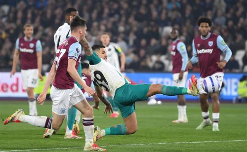 West Ham United gegen Newcastle United