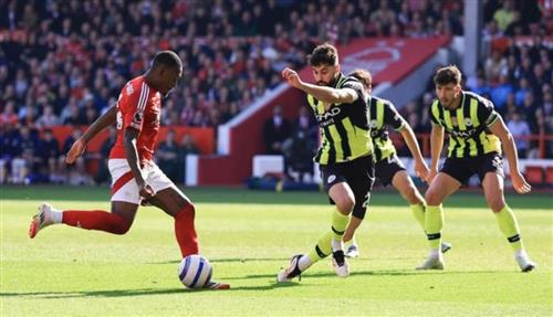 Nottingham Forest gegen Manchester City