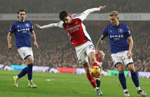 Arsenal gegen Ipswich Town