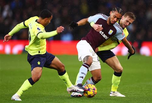 Aston Villa gegen Southampton