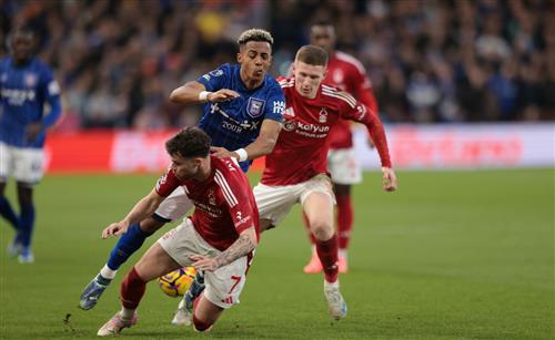 Nottingham Forest gegen Ipswich Town