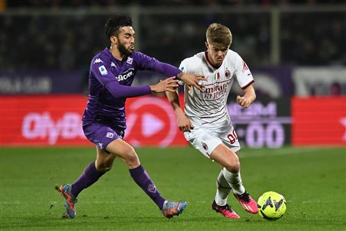 Fiorentina gegen AC Mailand