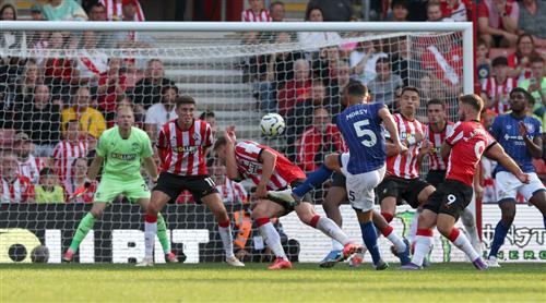 Southampton gegen Ipswich Town