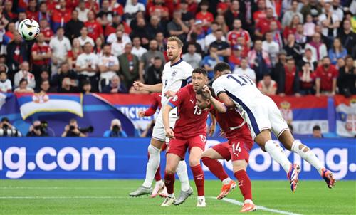 Serbien gegen England