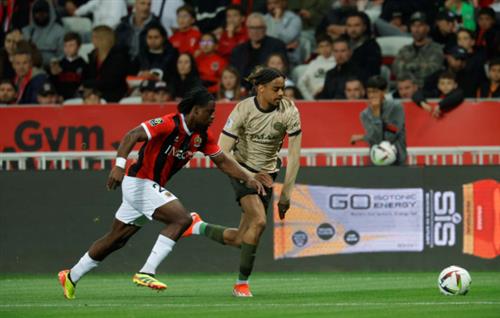 Nizza gegen Paris Saint-Germain