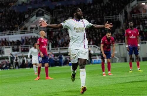 Clermont gegen Lyon