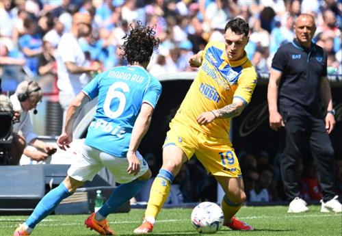 Napoli gegen Frosinone