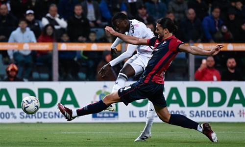 Cagliari gegen Juventus