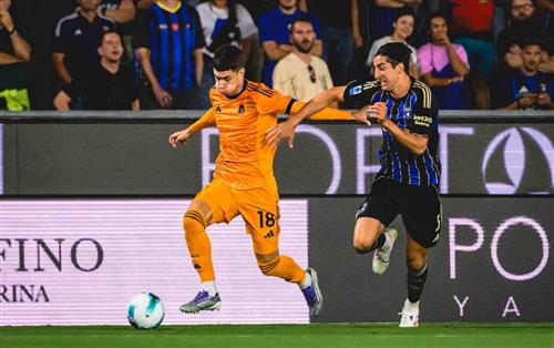Pisa gegen Roma