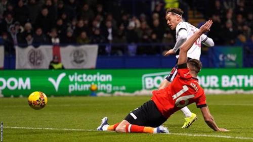 Bolton Wanderers gegen Luton Town