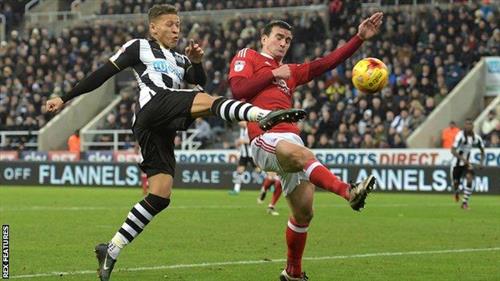 Newcastle United gegen Nottingham Forest