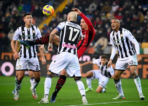 Udinese gegen AC Mailand