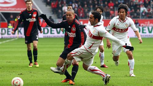 B. Leverkusen gegen Stuttgart