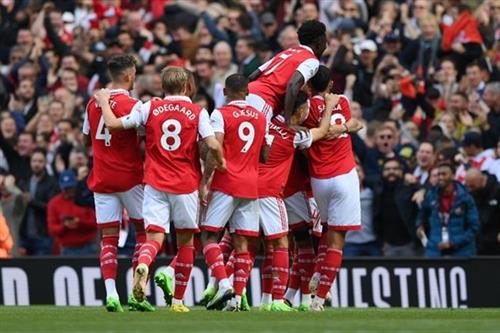 Arsenal gegen Bodo Grint