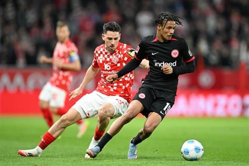 Mainz 05 gegen Eintracht Frankfurt