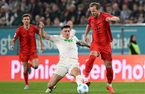 Augsburg gegen Bayern München