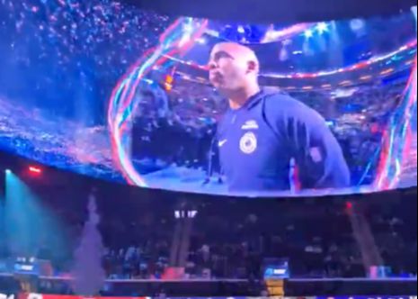 Als er zu Hause erneut für die Clippers spielte, jubelten die Fans Paul mit ohrenbetäubendem Jubel