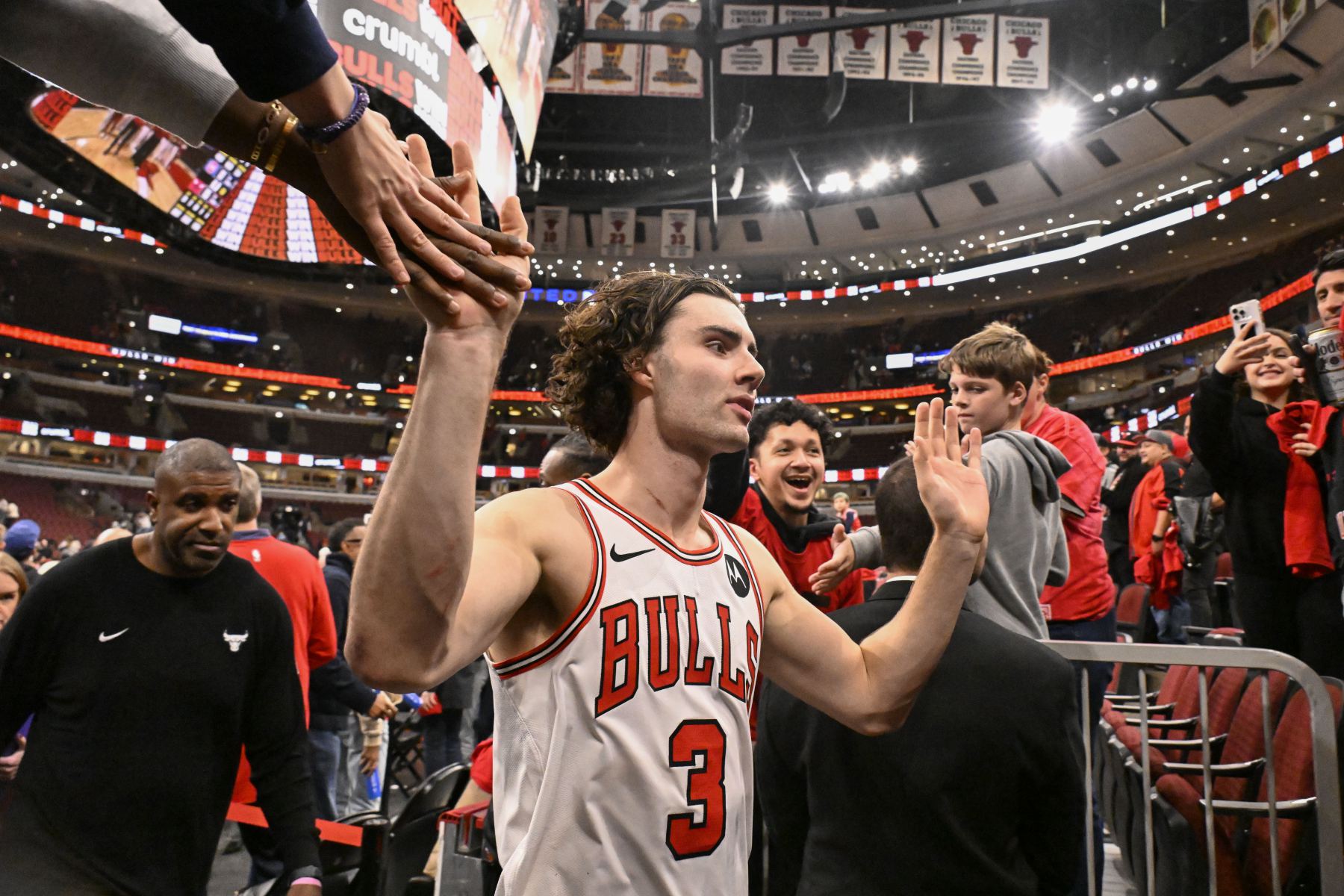 Gidi wird das heutige Spiel Bulls-Pistons aufgrund einer Knöchelverletzung verpassen