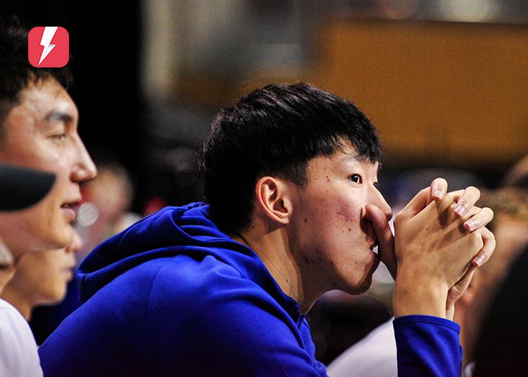 Zhou Qi schickte eine Nachricht an Yang Hansen: Jeder wird auf verschiedene Schwierigkeiten stoßen, und ich hoffe, dass er seine Mentalität anpassen kann.