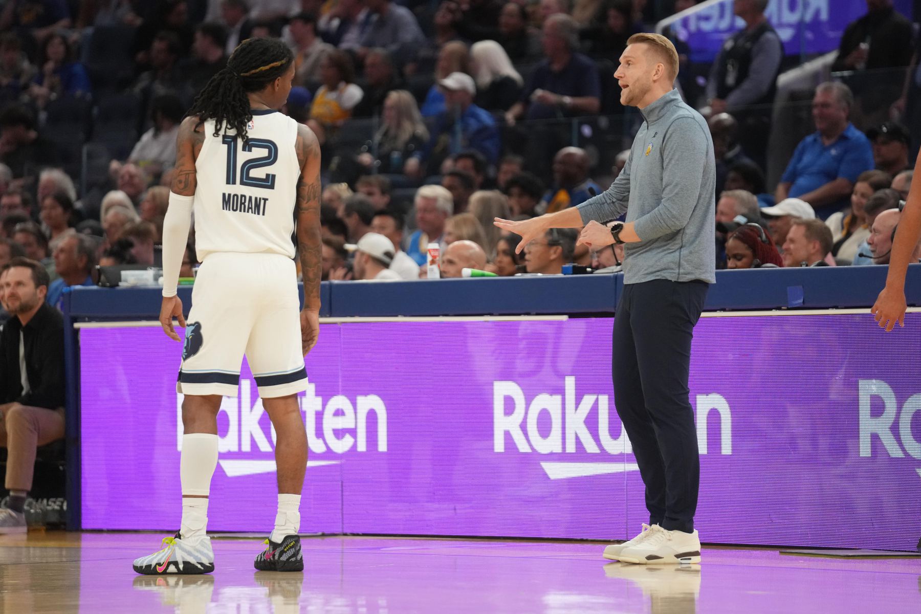 Zu viele Fehler! Morant machte 4 von 14 Schüssen und steuerte 16 Punkte, 10 Assists und 8 Fehler bei.
