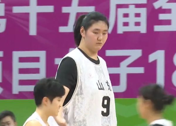 Zhang Ziyu erzielte 31 Punkte und holte sich 10 Rebounds, um Shandong zum Gewinn der U18-Frauen-Basketballmeisterschaft der National Games zu verhelfen