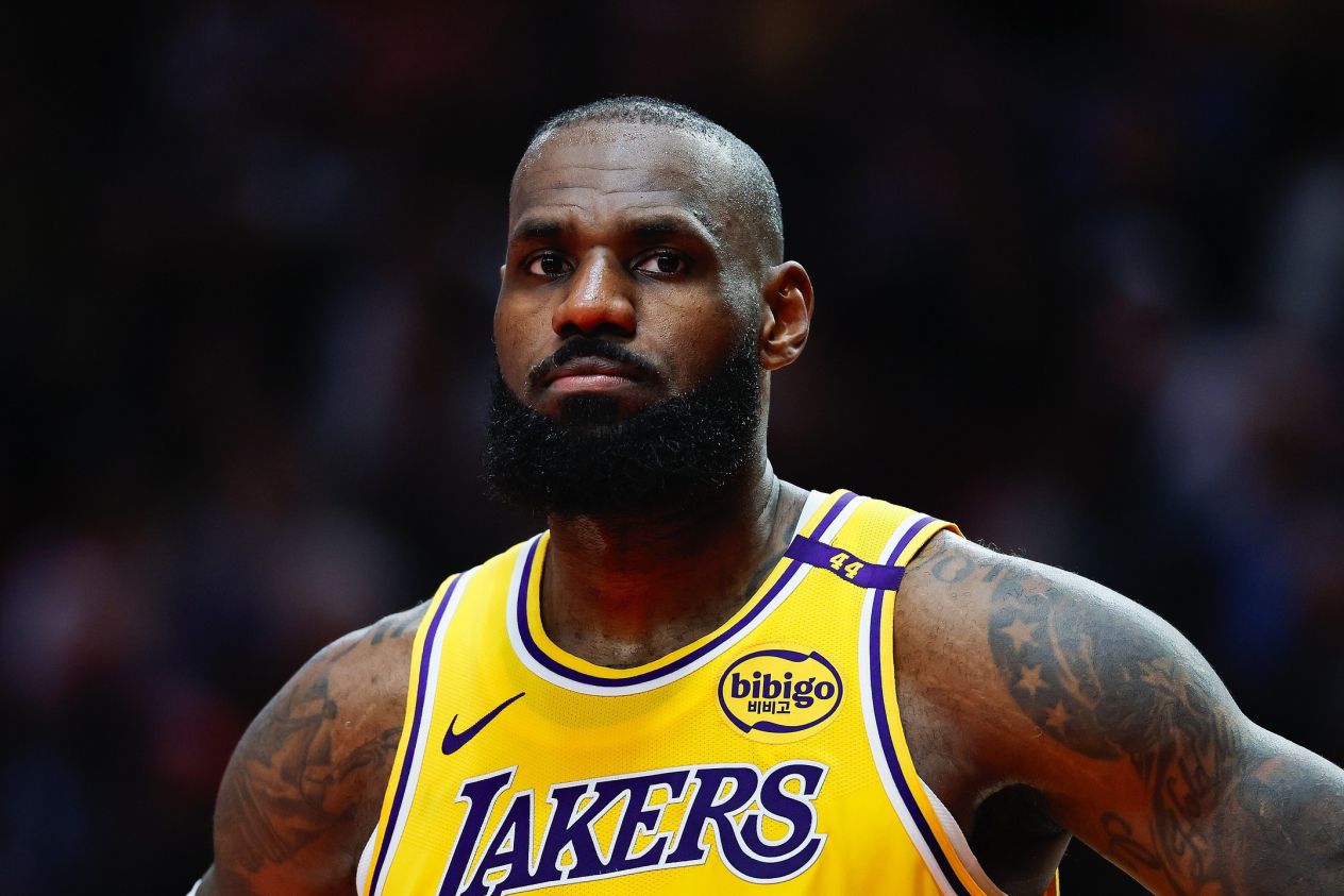 Wade: Die Aufstellung ohne James ermöglicht es den Lakers, in die Zukunft zu blicken, aber es wäre zu voreilig zu sagen, dass sie ihn jetzt nicht brauchen