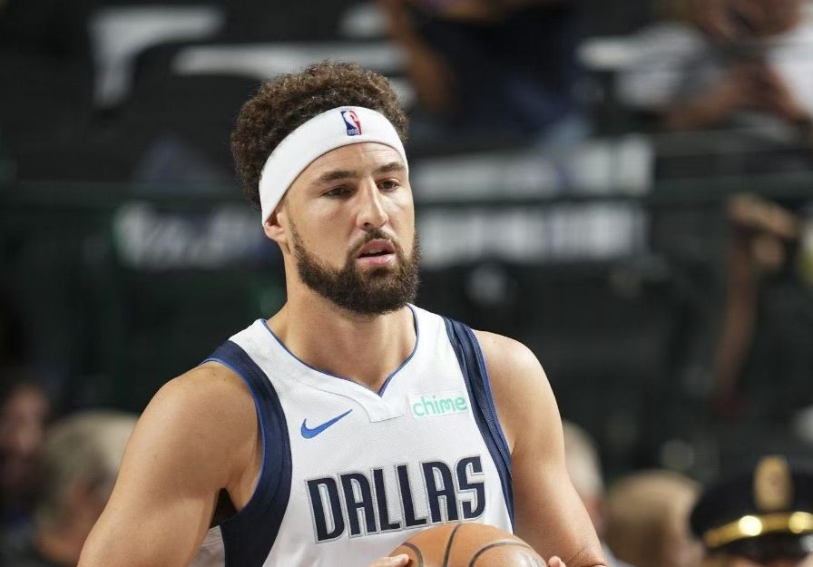 Lone Ranger Bankgangster! Russell & Klay erzielten in 9 von 18 Halbzeitpausen 23 Punkte und 5 Rebounds.